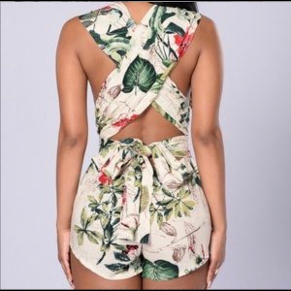 Multi-way wrap romper 🌺 NWOT - Picture 4 of 5